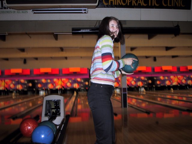 Thursday night's bowling session (05/28/2001)
(Click on the picture for the full-size version)