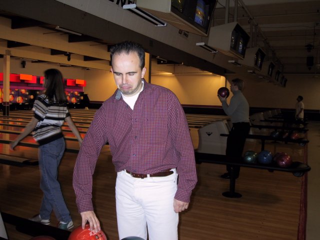 Thursday night's bowling session (05/28/2001)
(Click on the picture for the full-size version)