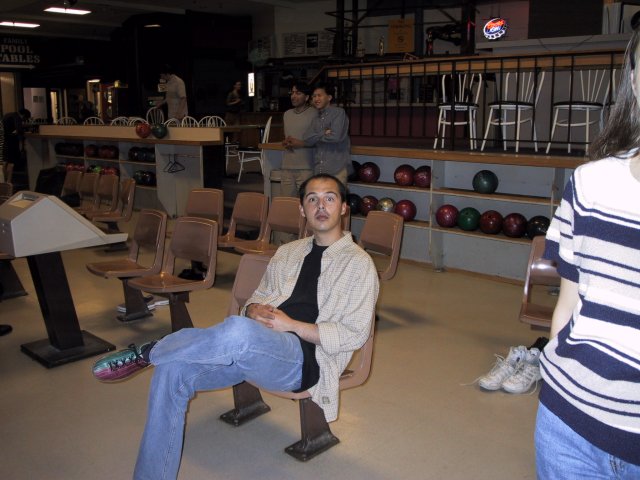 Thursday night's bowling session (05/28/2001)
(Click on the picture for the full-size version)