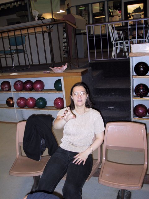 Thursday night's bowling session (05/28/2001)
(Click on the picture for the full-size version)