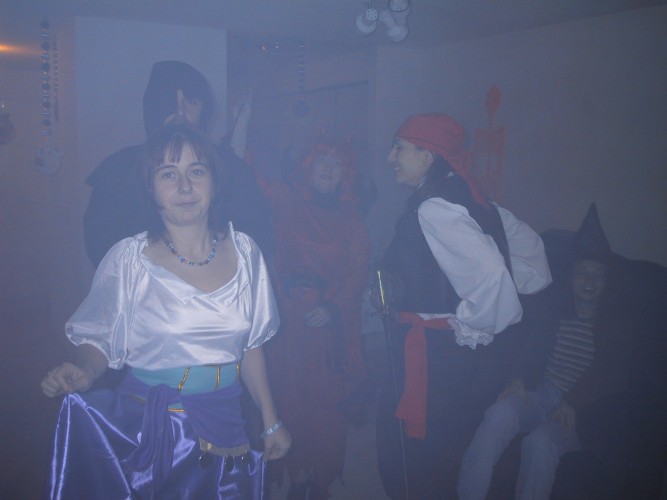 Halloween party at Eduard, 2002
(Click on the picture for the full-size version)