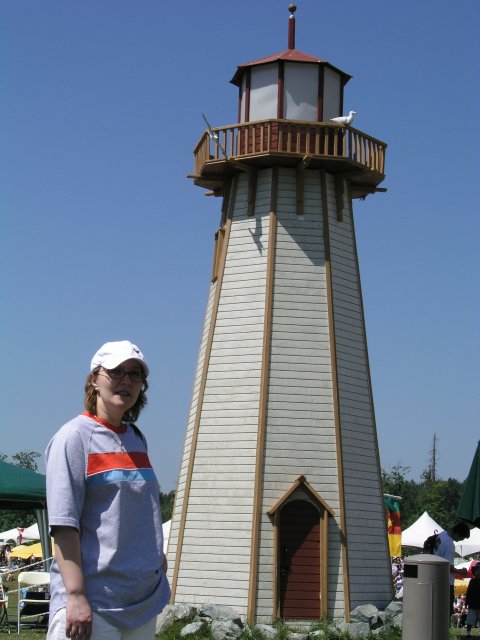 Company picnic at Meadows farm, 2003
(Click on the picture for the full-size version)