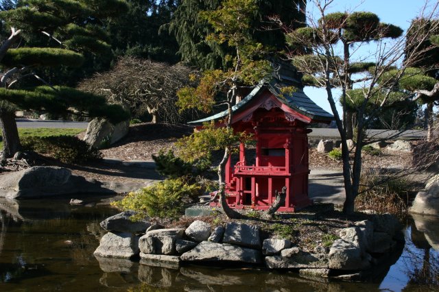 Shinto shrine [IMG_0349.JPG]