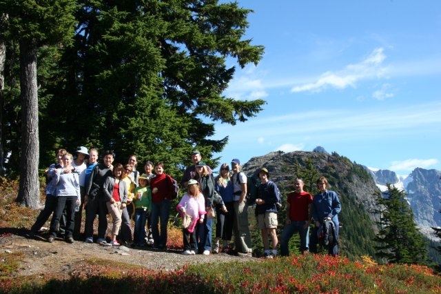 Alin Constantin's Photography - Hiking on Heather Meadows trail, Mt. Baker - Group picture at beginning of the hike
(Click on the picture for the full-size version)