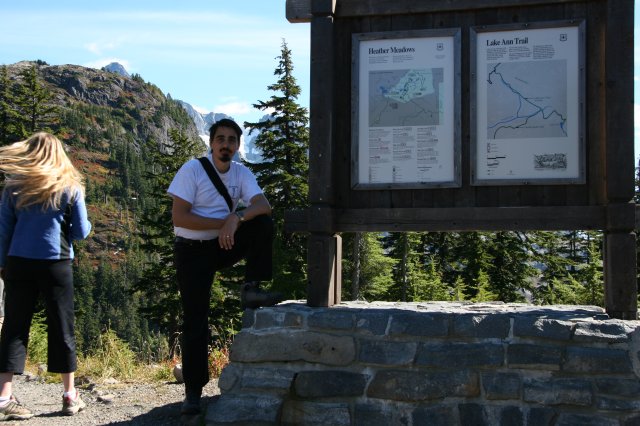 Alin Constantin's Photography - Hiking on Heather Meadows trail, Mt. Baker - The trail starts here
(Click on the picture for the full-size version)