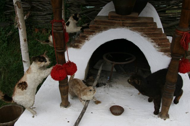 La casa memoriala Ion Creanga, Humulesti
(Click on the picture for the full-size version)