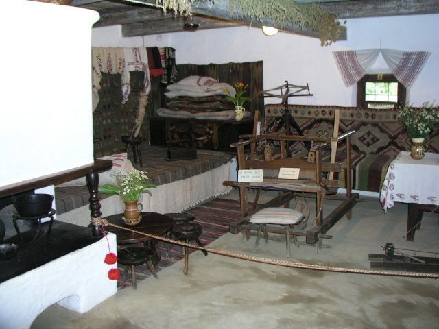 La casa memoriala Ion Creanga, Humulesti
(Click on the picture for the full-size version)