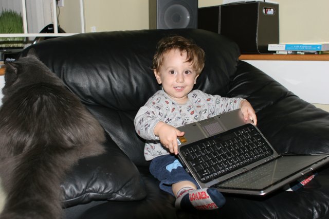 Various pictures of Vlad, Sept-Oct 2009
(Click on the picture for the full-size version)