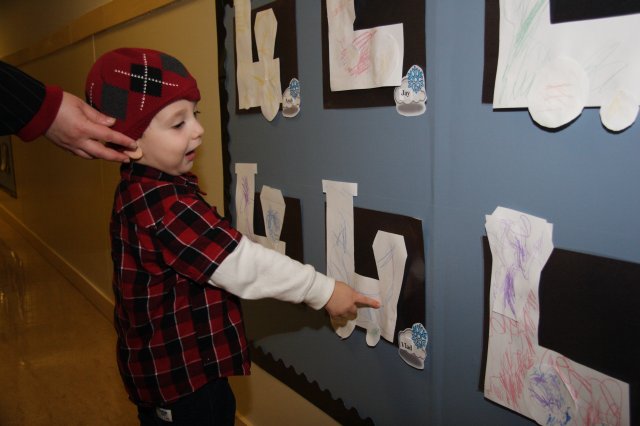 Winter Gala 2011 Art Class
(Click on the picture for the full-size version)