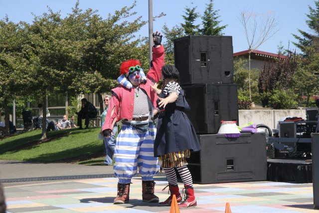 Strawberry festival, 06/26
(Click on the picture for the full-size version)