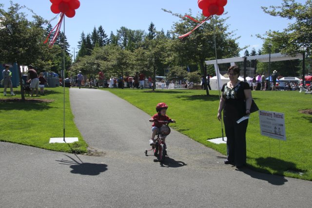 Strawberry festival, 06/26
(Click on the picture for the full-size version)