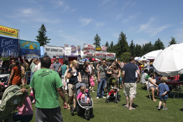 Strawberry festival, 06/26
(Click on the picture for the full-size version)