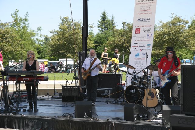 Strawberry festival, 06/26
(Click on the picture for the full-size version)