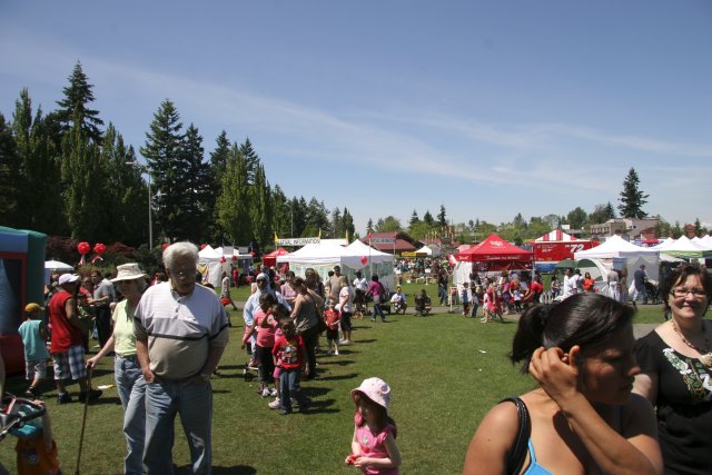 Strawberry festival, 06/26
(Click on the picture for the full-size version)