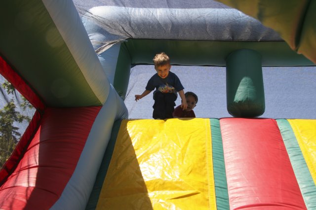 Strawberry festival, 06/26
(Click on the picture for the full-size version)