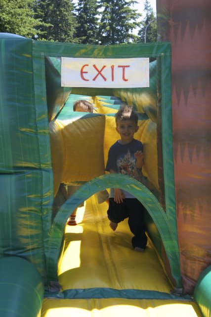 Strawberry festival, 06/26
(Click on the picture for the full-size version)