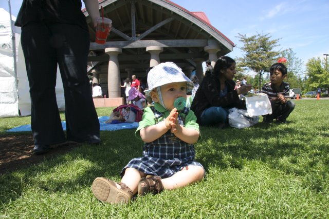 Strawberry festival, 06/26
(Click on the picture for the full-size version)