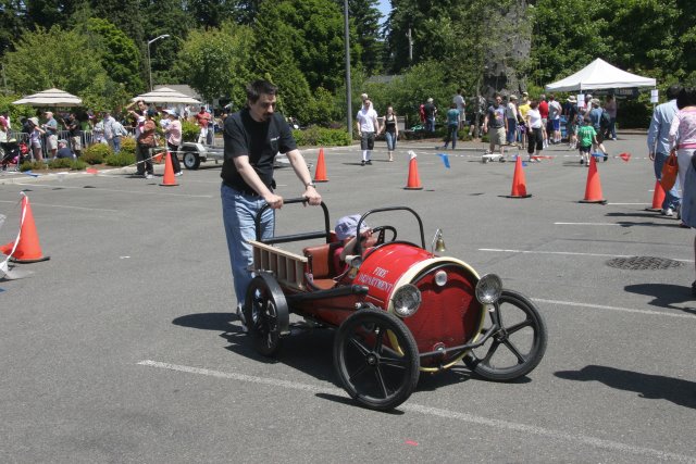 Strawberry festival, 06/26
(Click on the picture for the full-size version)