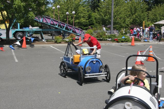 Strawberry festival, 06/26
(Click on the picture for the full-size version)