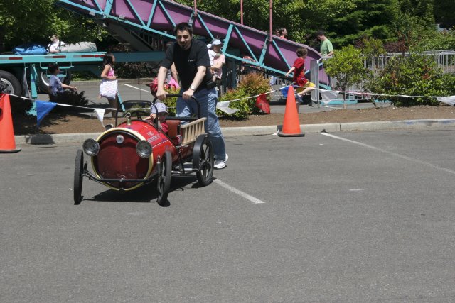 Strawberry festival, 06/26
(Click on the picture for the full-size version)