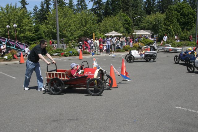 Strawberry festival, 06/26
(Click on the picture for the full-size version)