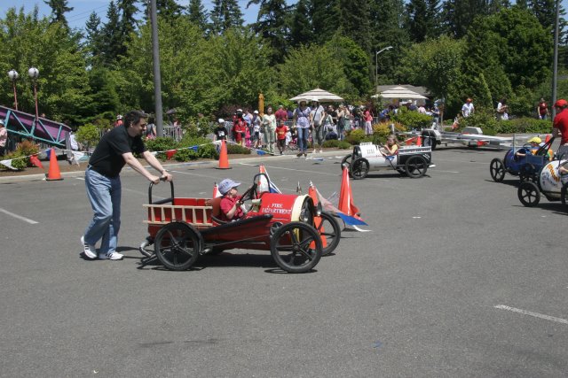 Strawberry festival, 06/26
(Click on the picture for the full-size version)