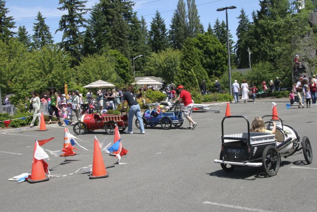 Strawberry festival, 06/26
(Click on the picture for the full-size version)