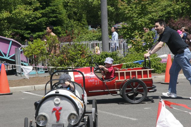 Strawberry festival, 06/26
(Click on the picture for the full-size version)