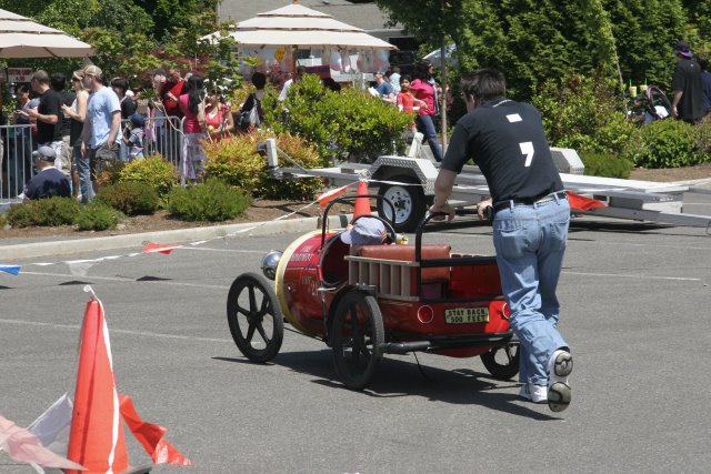 Strawberry festival, 06/26
(Click on the picture for the full-size version)