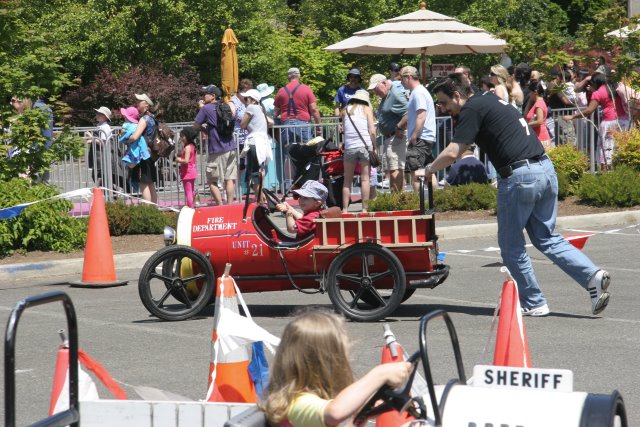 Strawberry festival, 06/26
(Click on the picture for the full-size version)