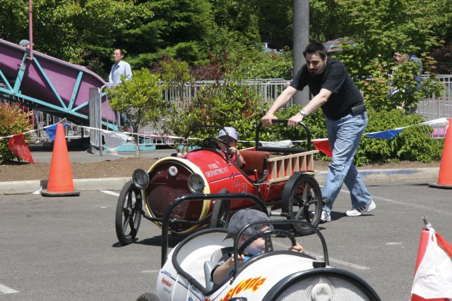 Strawberry festival, 06/26
(Click on the picture for the full-size version)