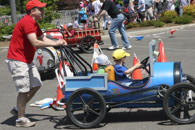 Strawberry festival, 06/26
(Click on the picture for the full-size version)