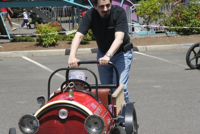 Strawberry festival, 06/26
(Click on the picture for the full-size version)