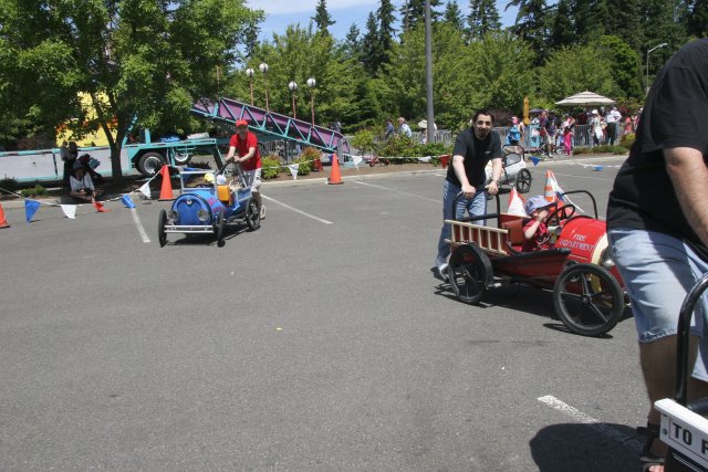 Strawberry festival, 06/26
(Click on the picture for the full-size version)