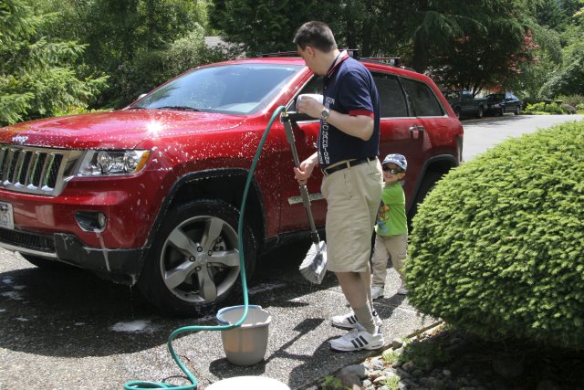 Vlad washing the Jeep
(Click on the picture for the full-size version)