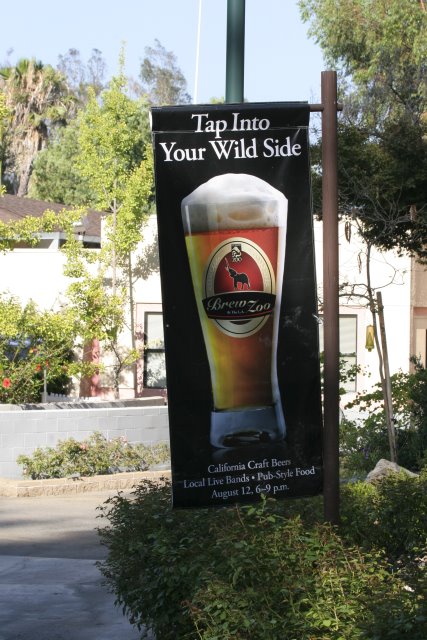 At Los Angeles Zoo
(Click on the picture for the full-size version)