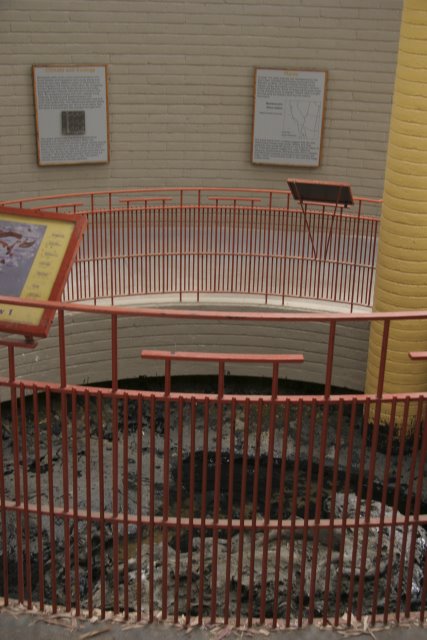 La Brea Tar Pits
(Click on the picture for the full-size version)