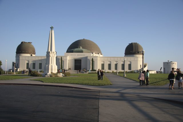 Griffith Observatory
(Click on the picture for the full-size version)
