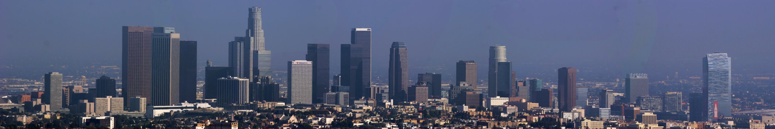 Griffith Observatory - LA downtown
(Click on the picture for the full-size version)