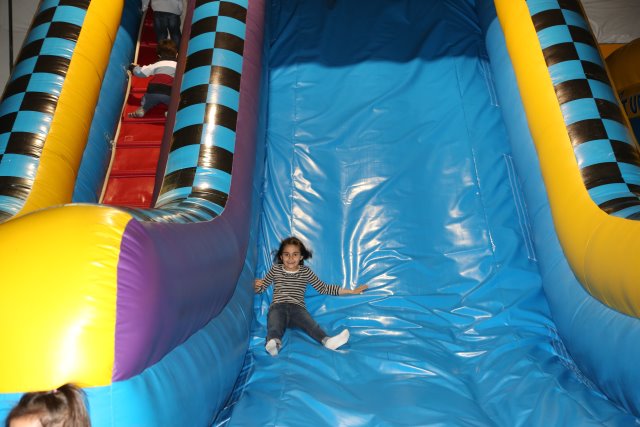 Robert Birthday, 03/31
(Click on the picture for the full-size version)