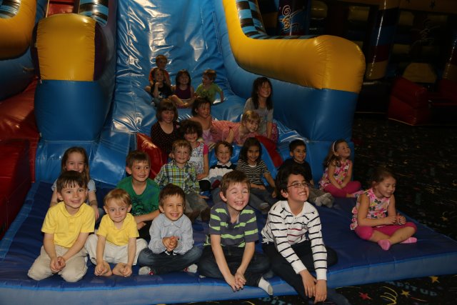 Robert Birthday, 03/31
(Click on the picture for the full-size version)