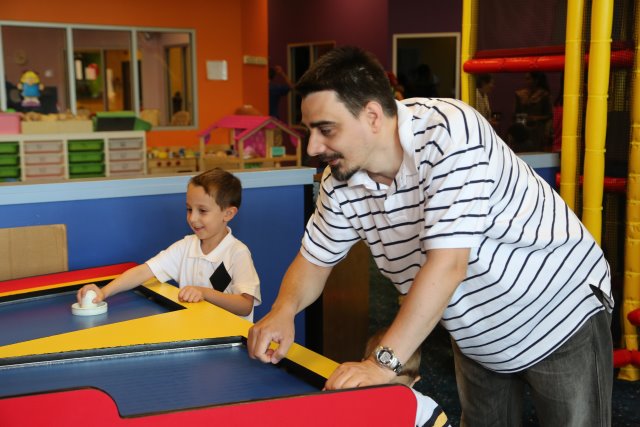 Annika's Birthday, 08/04
(Click on the picture for the full-size version)