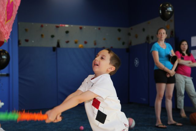 Annika's Birthday, 08/04
(Click on the picture for the full-size version)