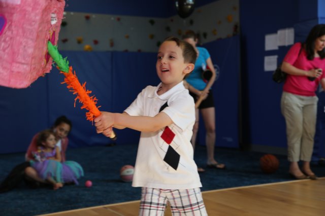 Annika's Birthday, 08/04
(Click on the picture for the full-size version)