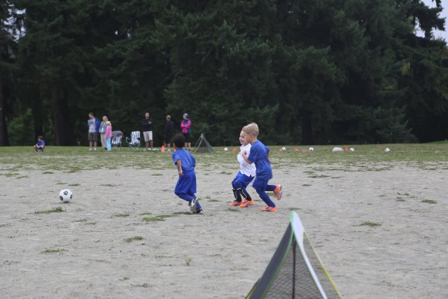 First soccer lesson @ Lake Hills Soccer Club
(Click on the picture for the full-size version)