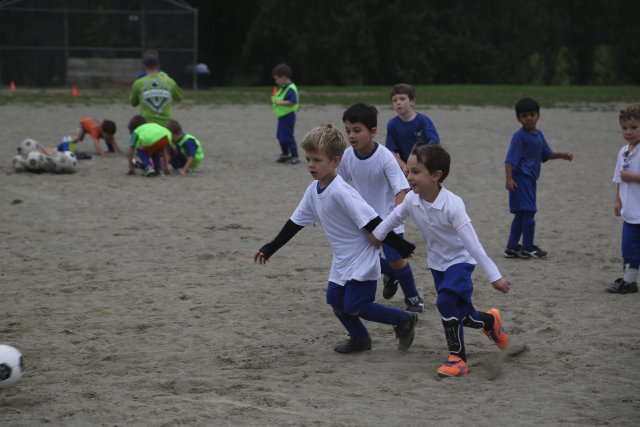 First soccer lesson @ Lake Hills Soccer Club
(Click on the picture for the full-size version)