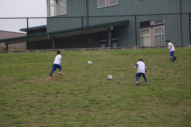First soccer lesson @ Lake Hills Soccer Club
(Click on the picture for the full-size version)