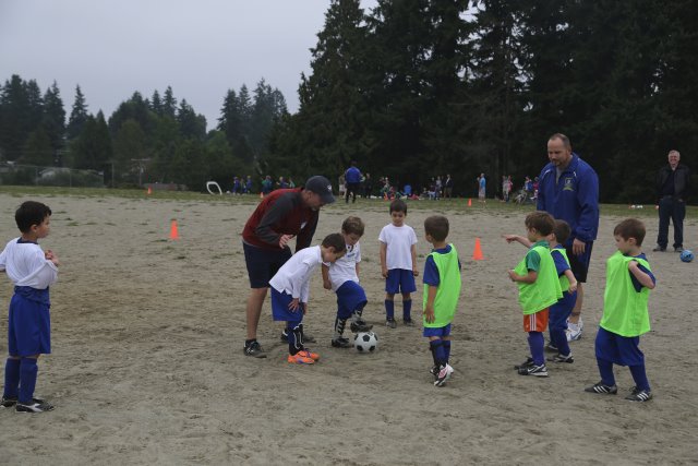 First soccer lesson @ Lake Hills Soccer Club
(Click on the picture for the full-size version)