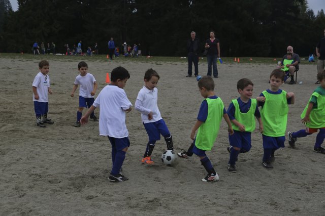 First soccer lesson @ Lake Hills Soccer Club
(Click on the picture for the full-size version)