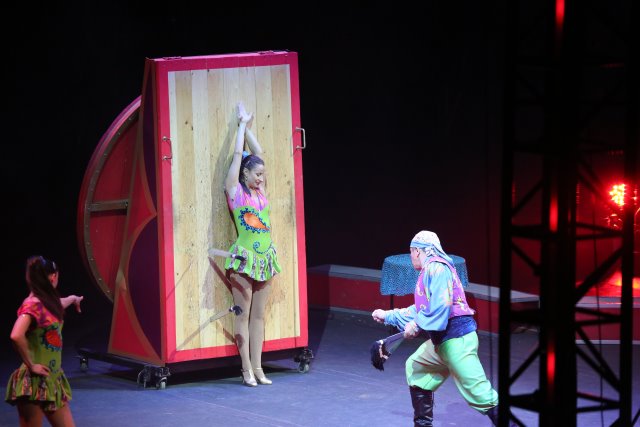 Ringling BrothersBbarnum & Bailey Circus, 10/13
(Click on the picture for the full-size version)